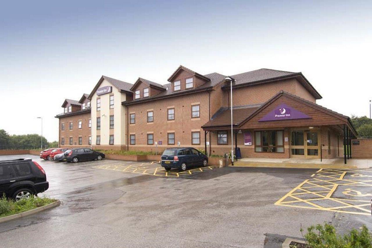 Premier Inn Ripley Extérieur photo